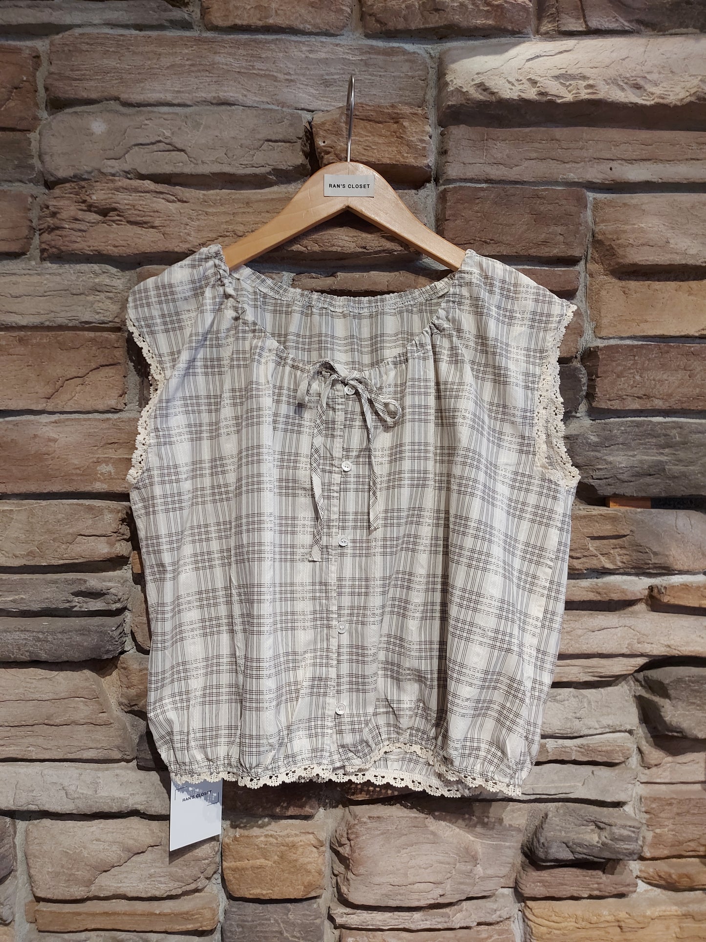 Lace Detail Plaid Short Sleeve Blouse