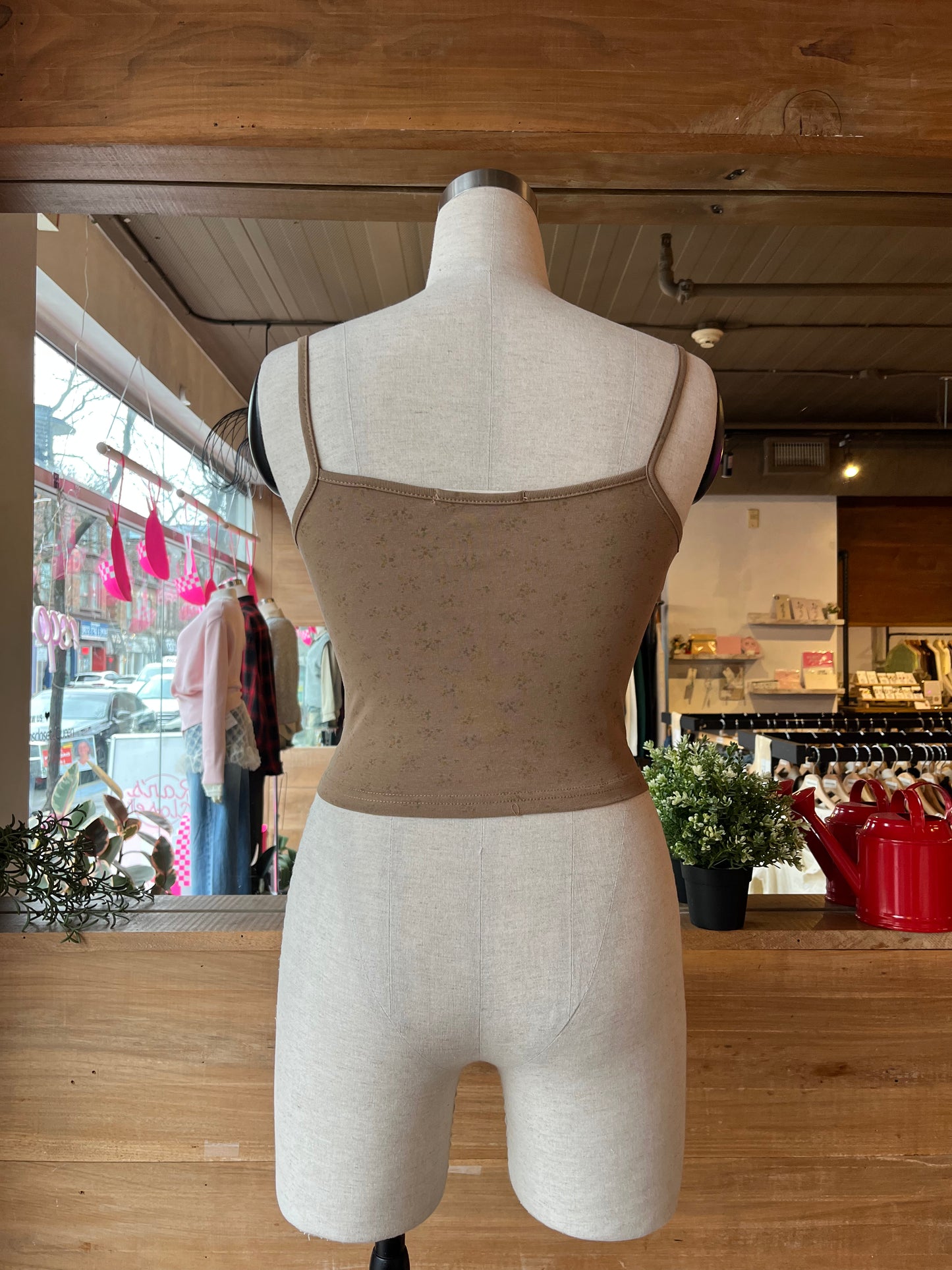 Four Buttoned Cardigan and Lace Detailed Tank Top Set