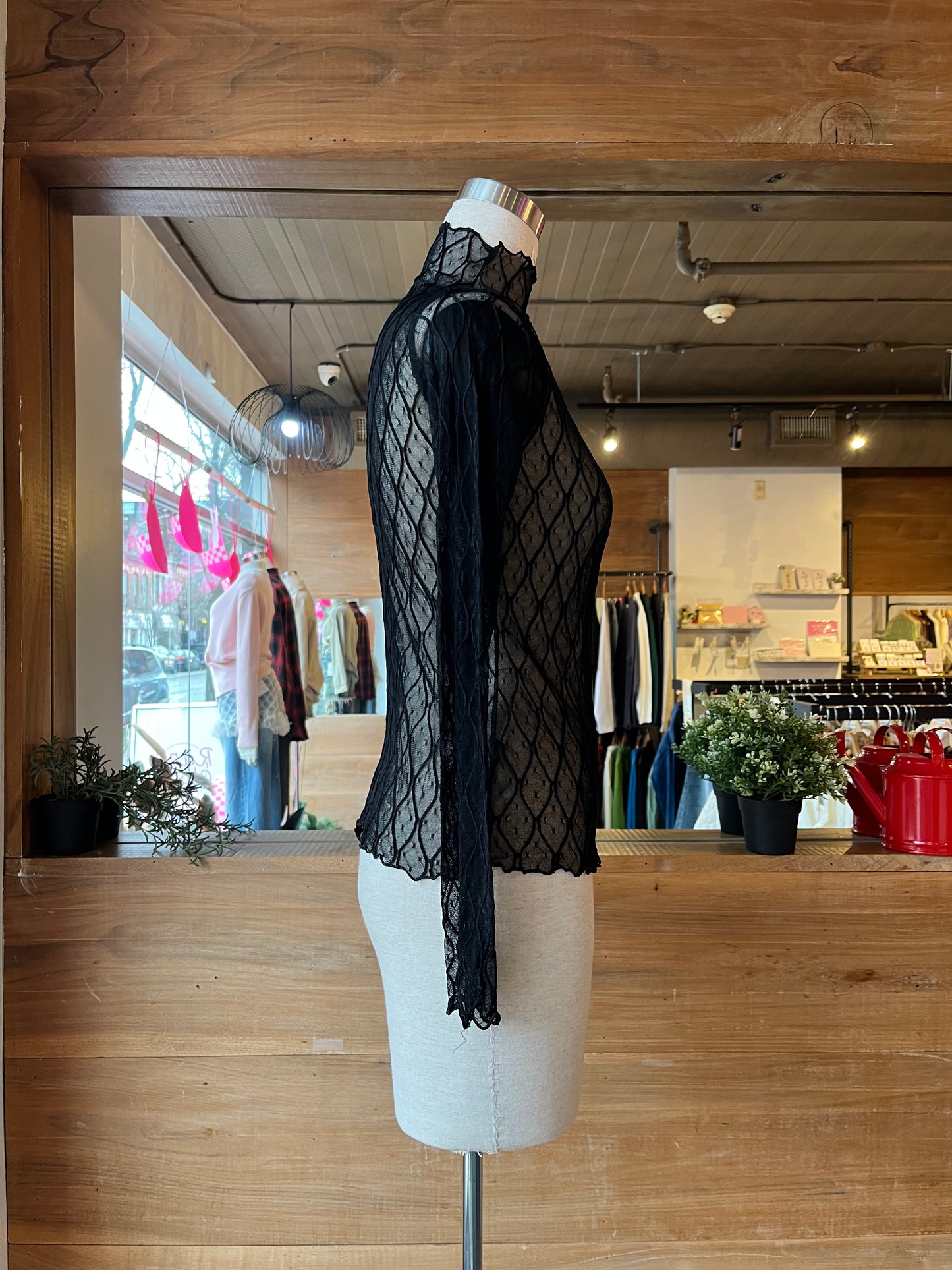Sheer Diamond Pattern Turtle Neck