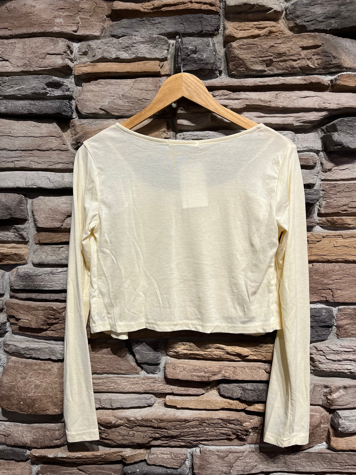Four Buttoned Cardigan and Lace Detailed Tank Top Set