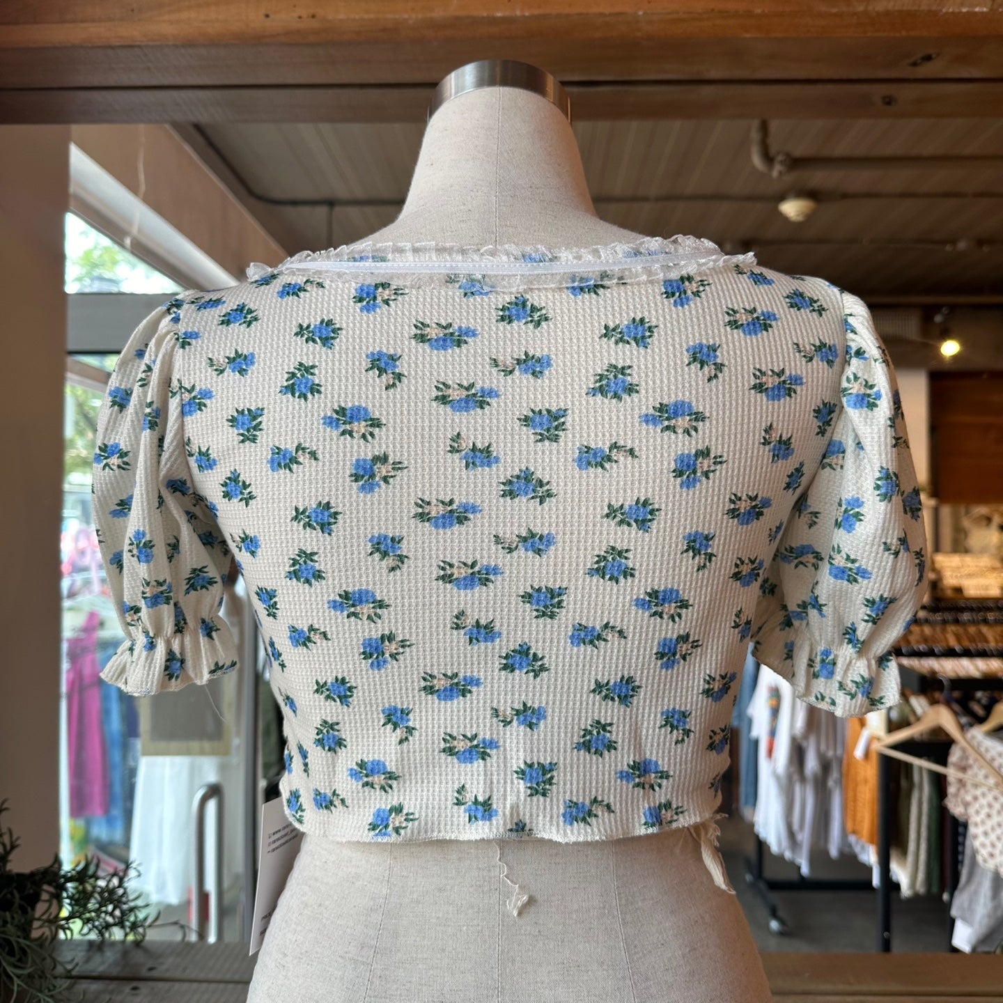 Cropped Puff Sleeve Floral Blouse