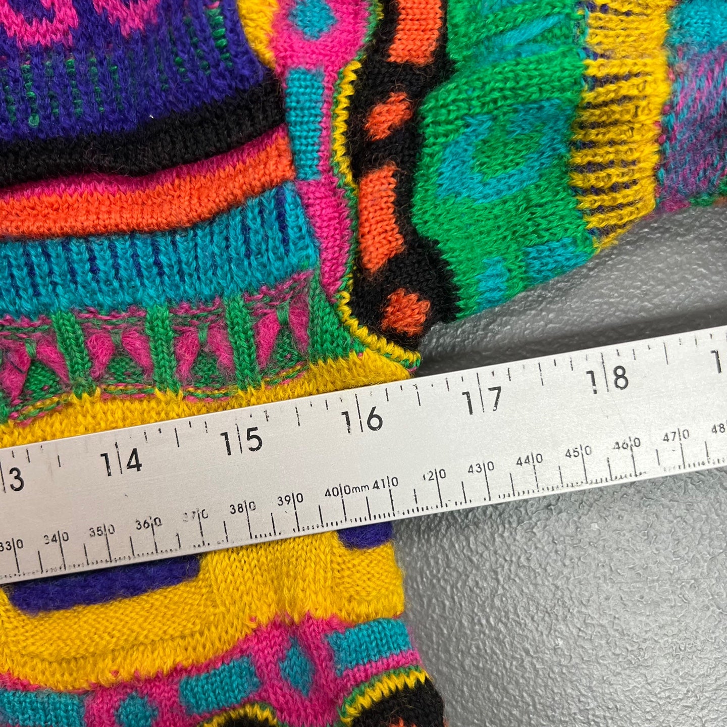 Vintage Gaygbson Coogi Style Flare 3D Knit Sweater