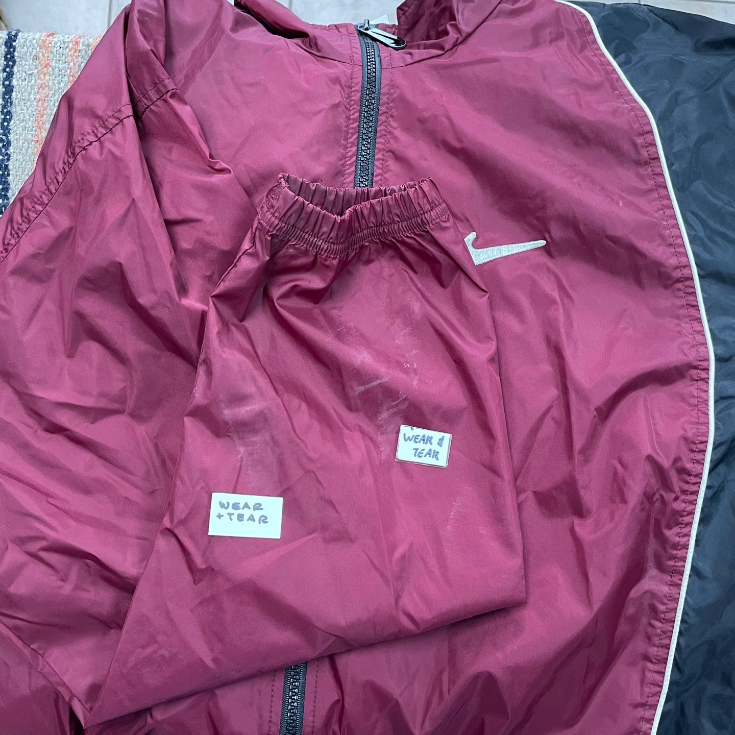Vintage 90's Burgundy and Black Nike Wind Breaker