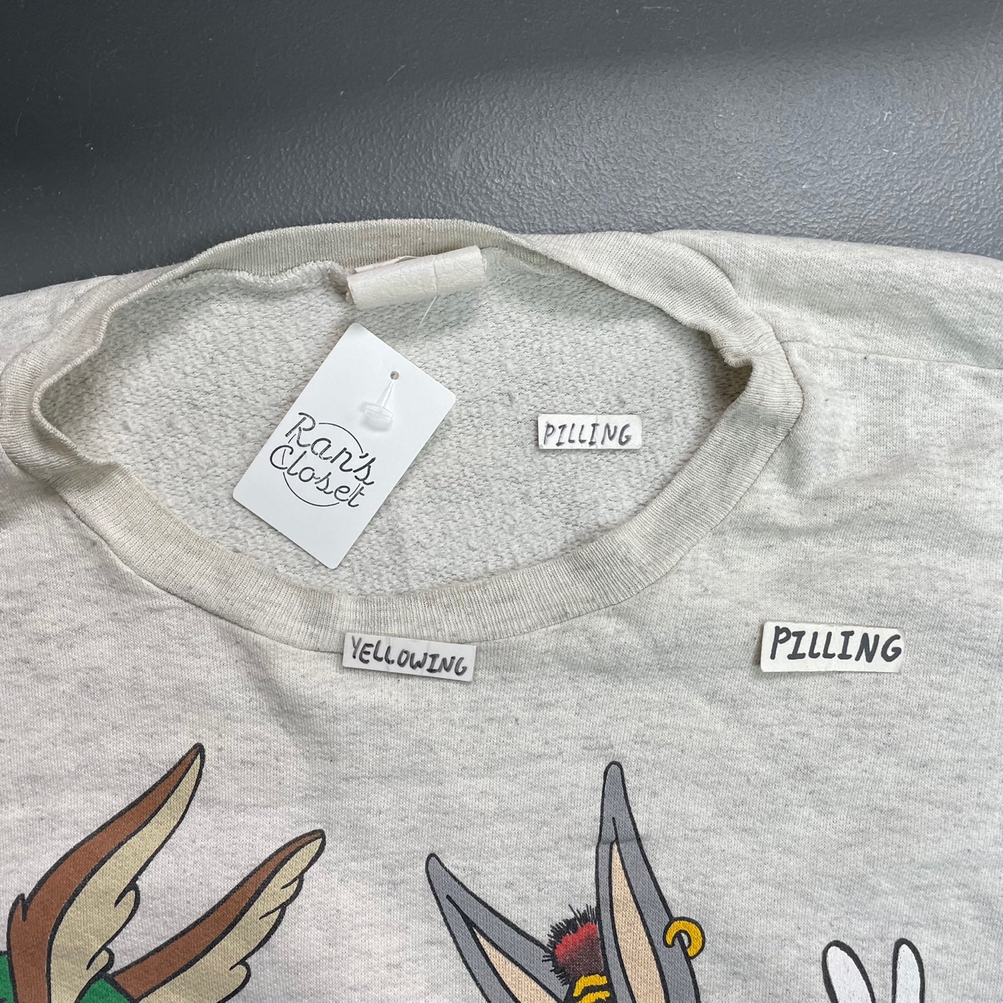 Vintage 1994 Looney Tunes Sweatshirt