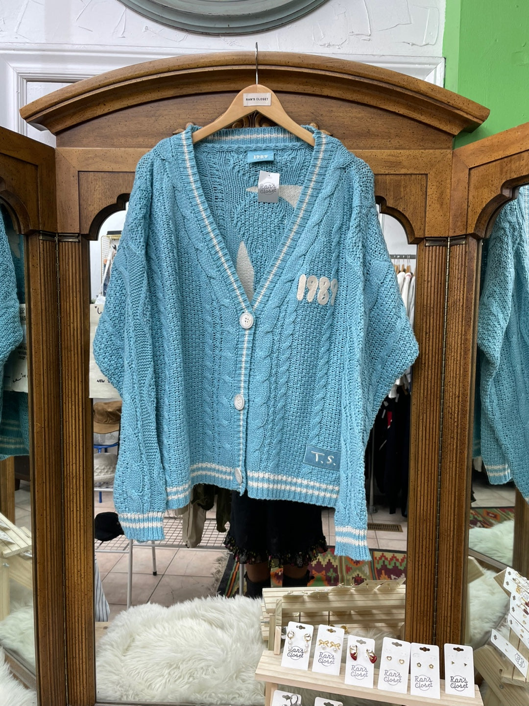 Taylor Swift 1989 Cardigan | Cardigan Sweater | Taylor Swift | Size M/L | SKU NPC-2464