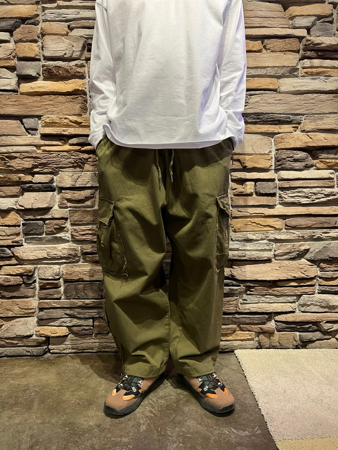 Raw edge men's pants