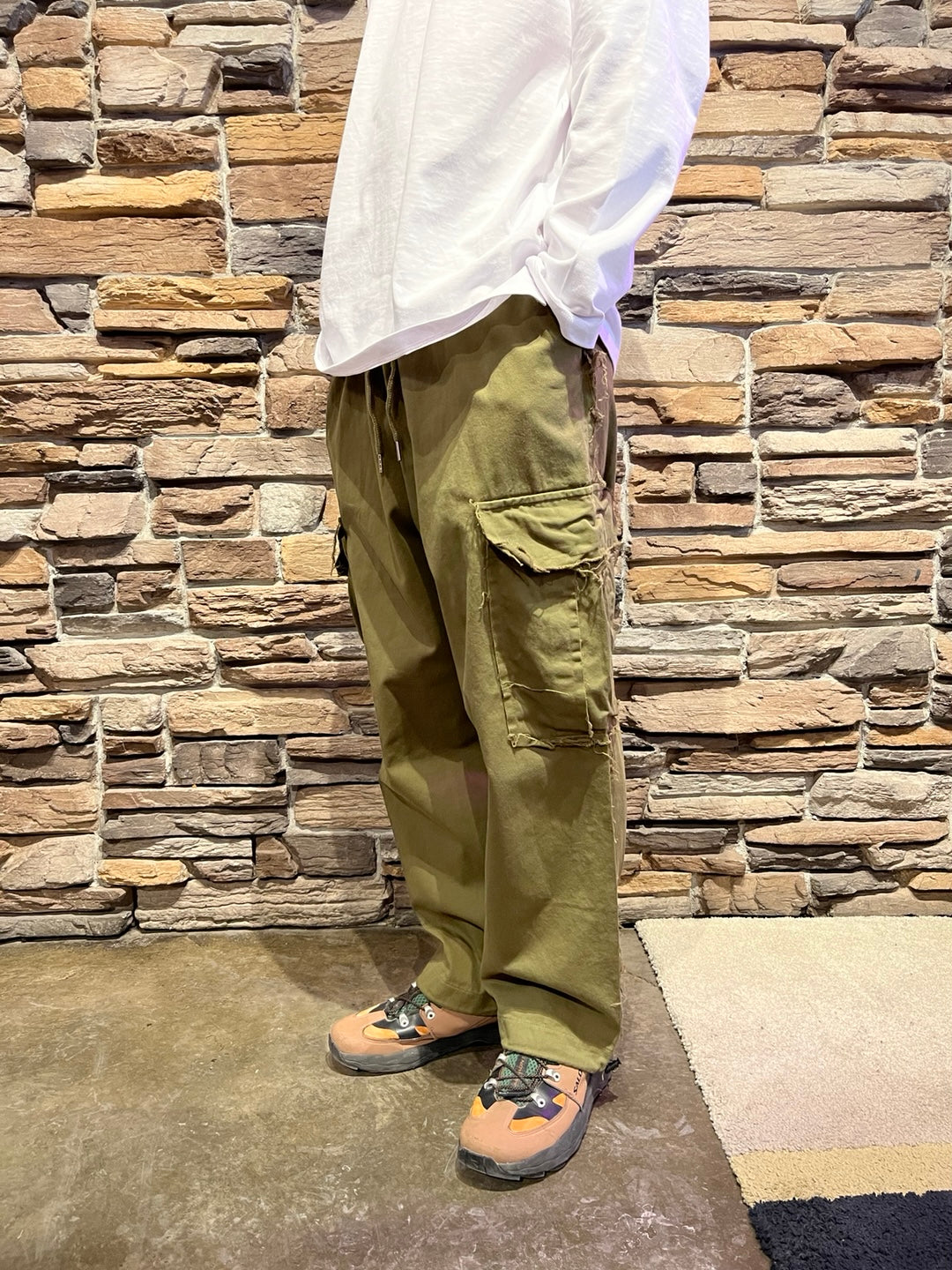Raw edge men's pants