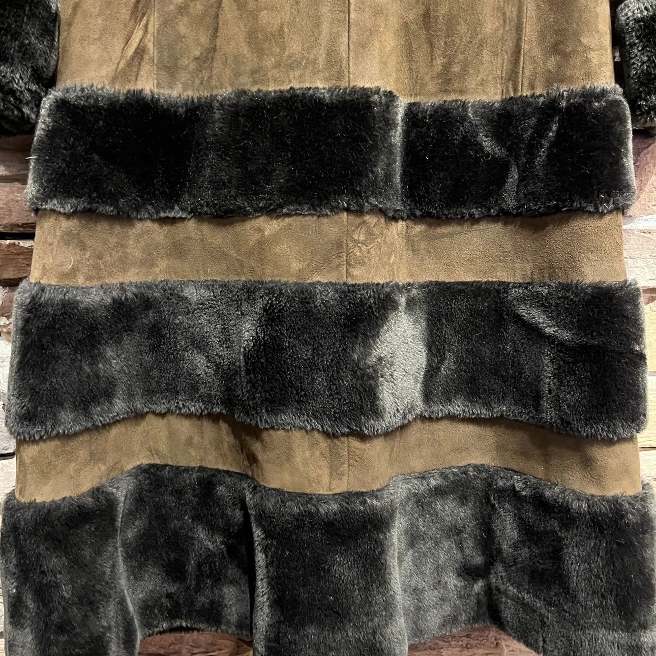 Vintage Women's Suede Coat with Faux Fur Trim