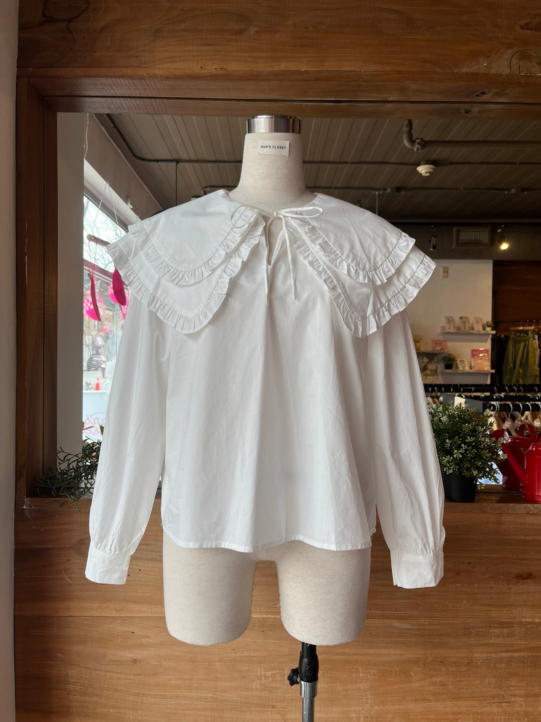 Blouse with Ruffled Oversized Collar