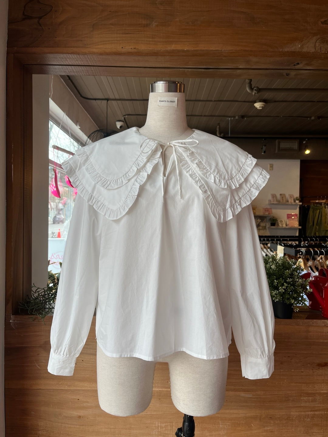 Blouse with Ruffled Oversized Collar
