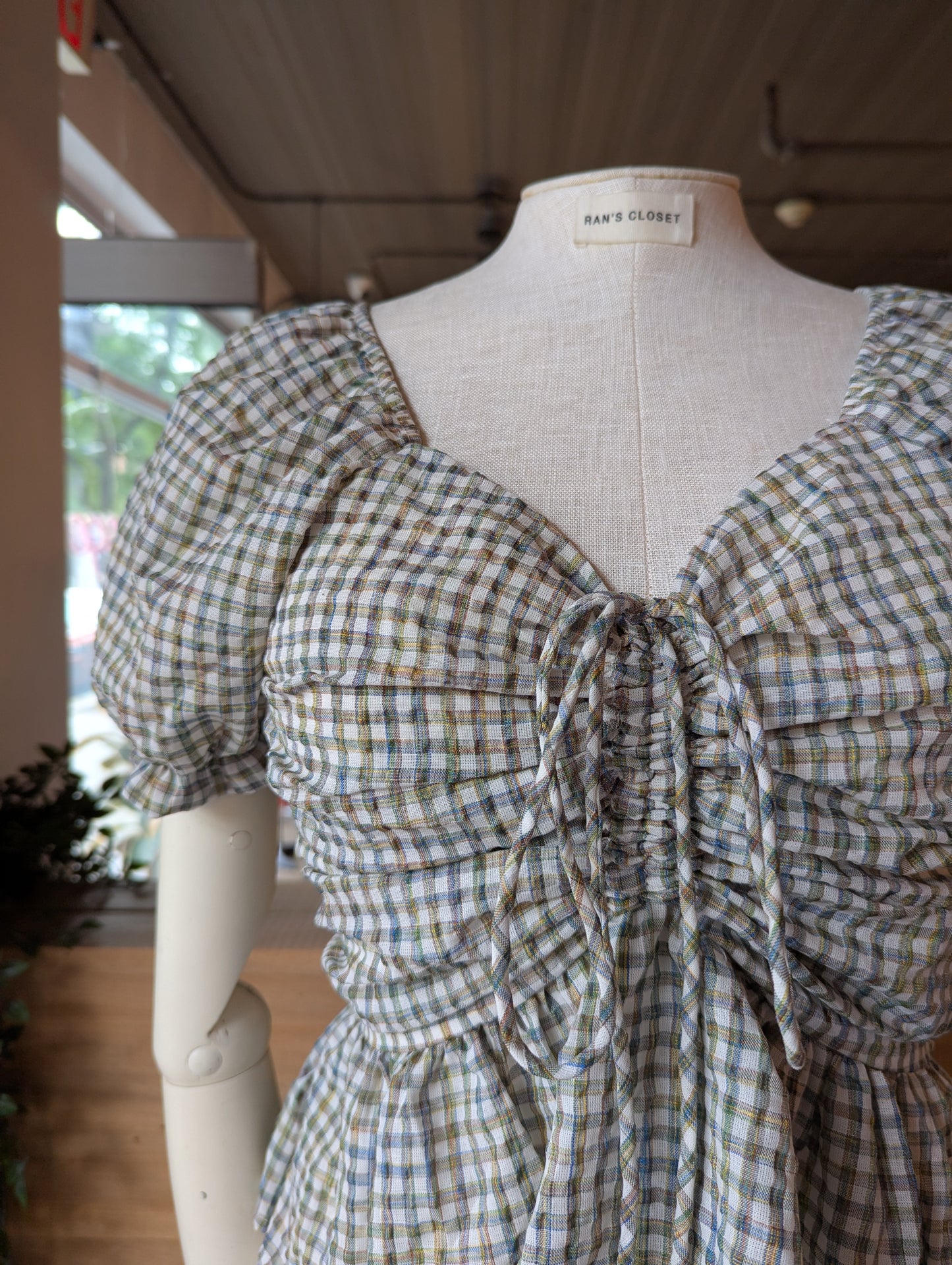 Rouched Puff Sleeve Plaid Top
