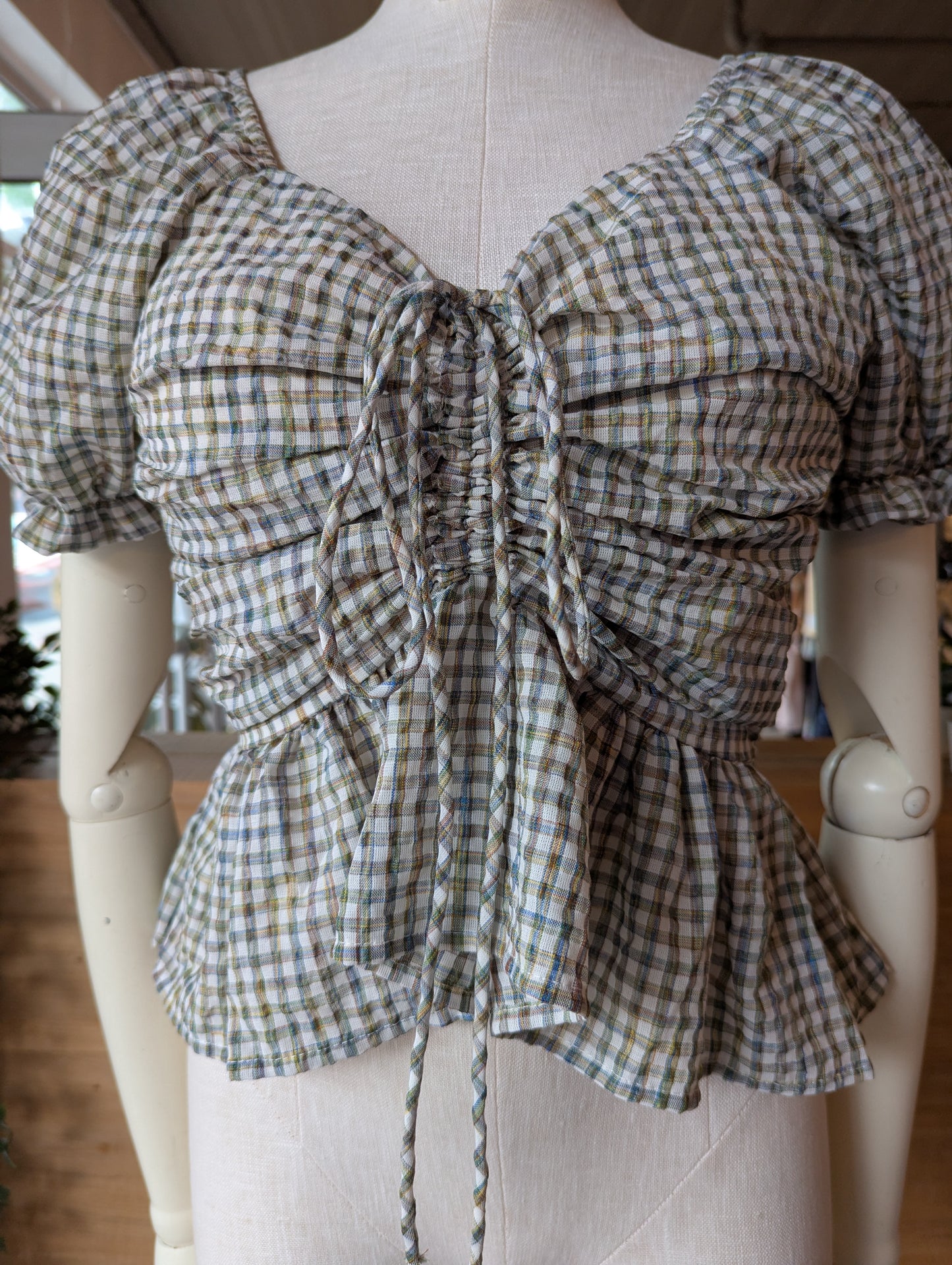 Rouched Puff Sleeve Plaid Top
