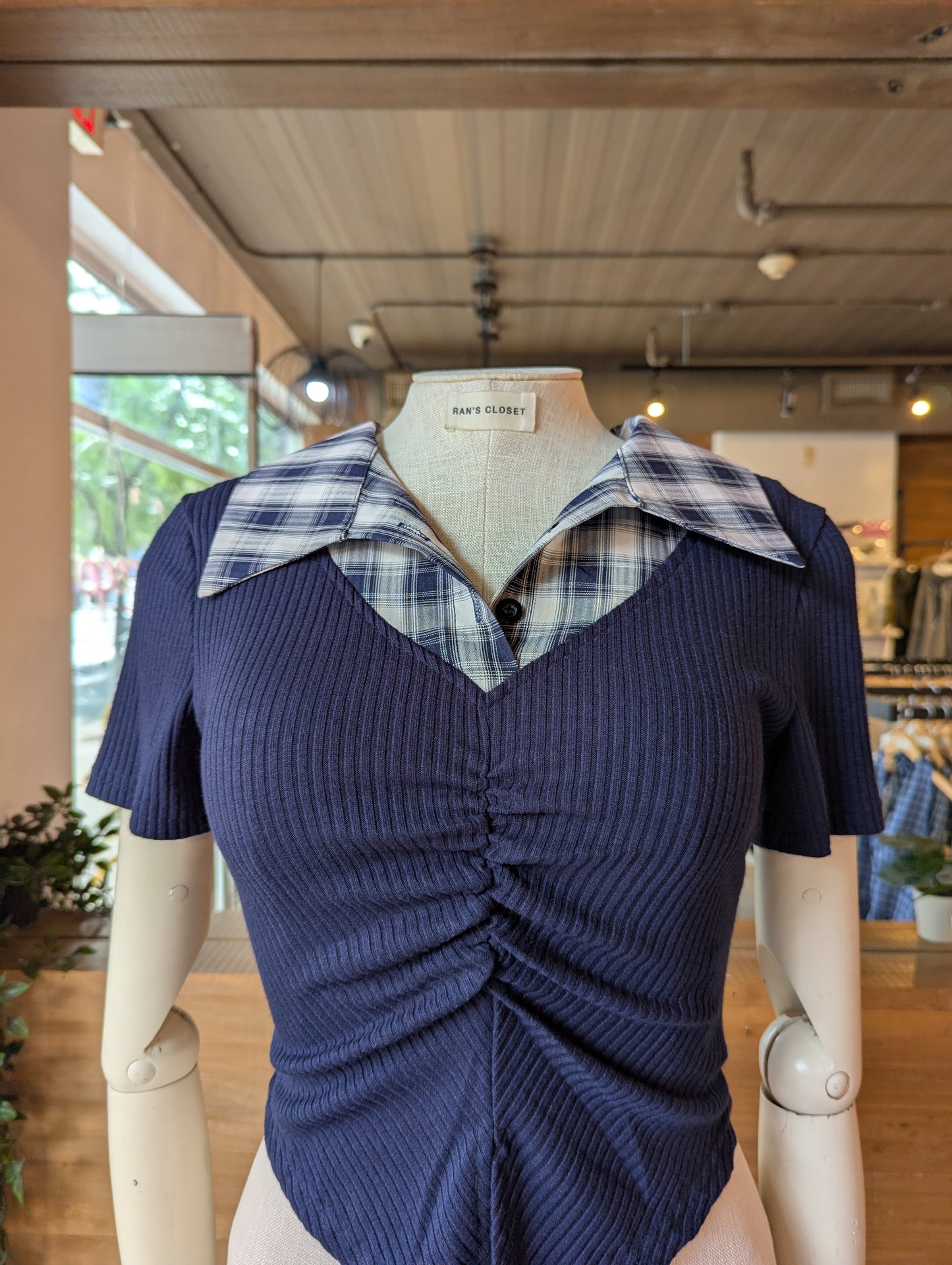Plaid Collar Rouched Top