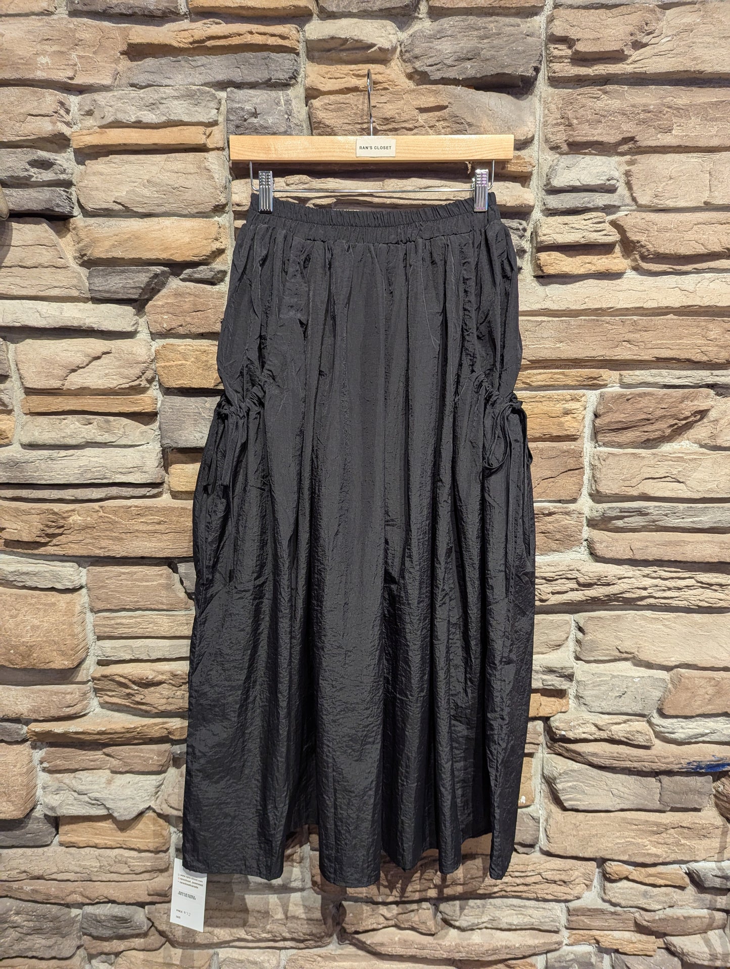 Scrunch Pocket Maxi Skirt