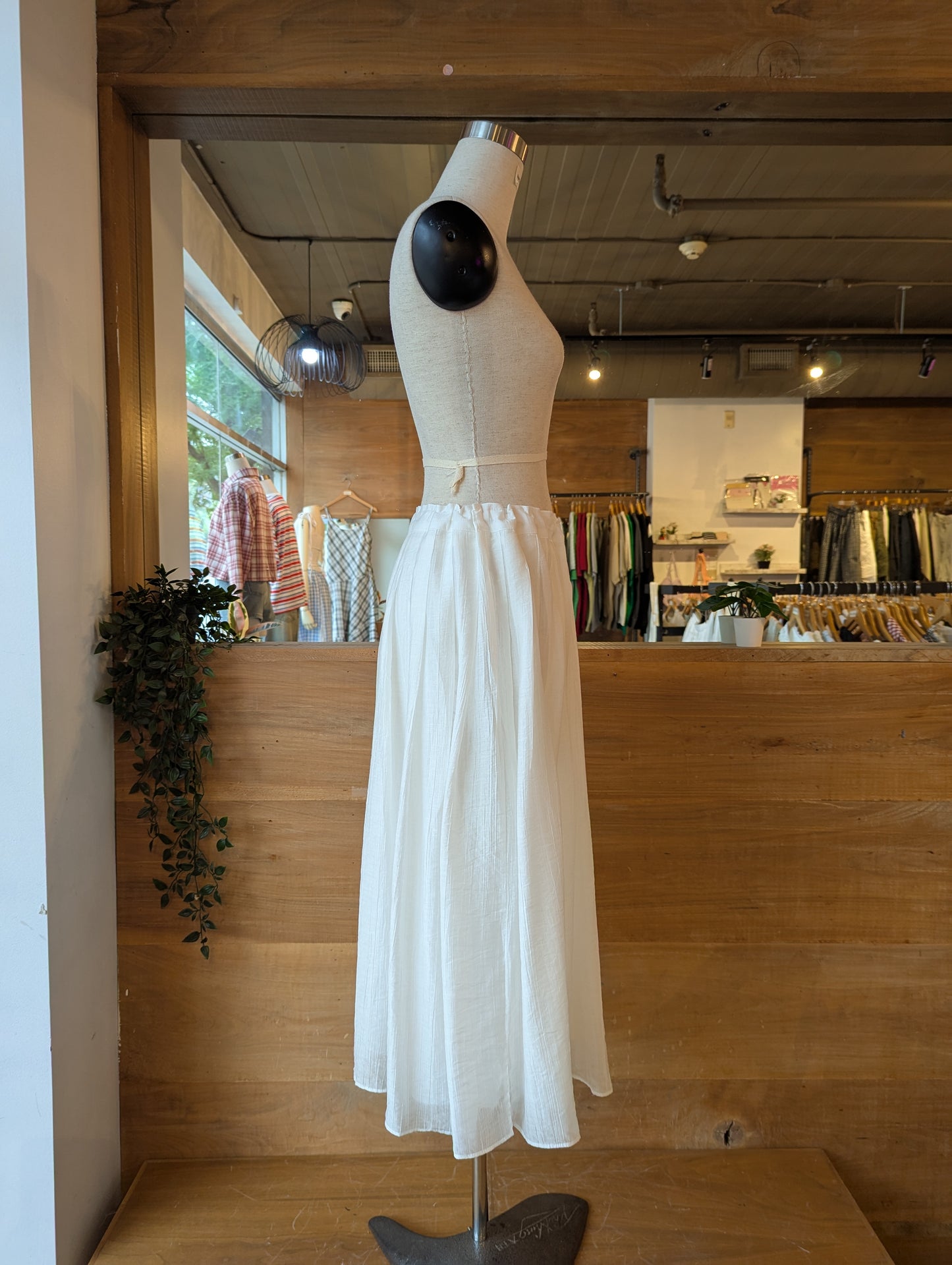 Open Waist Flowy Skirt