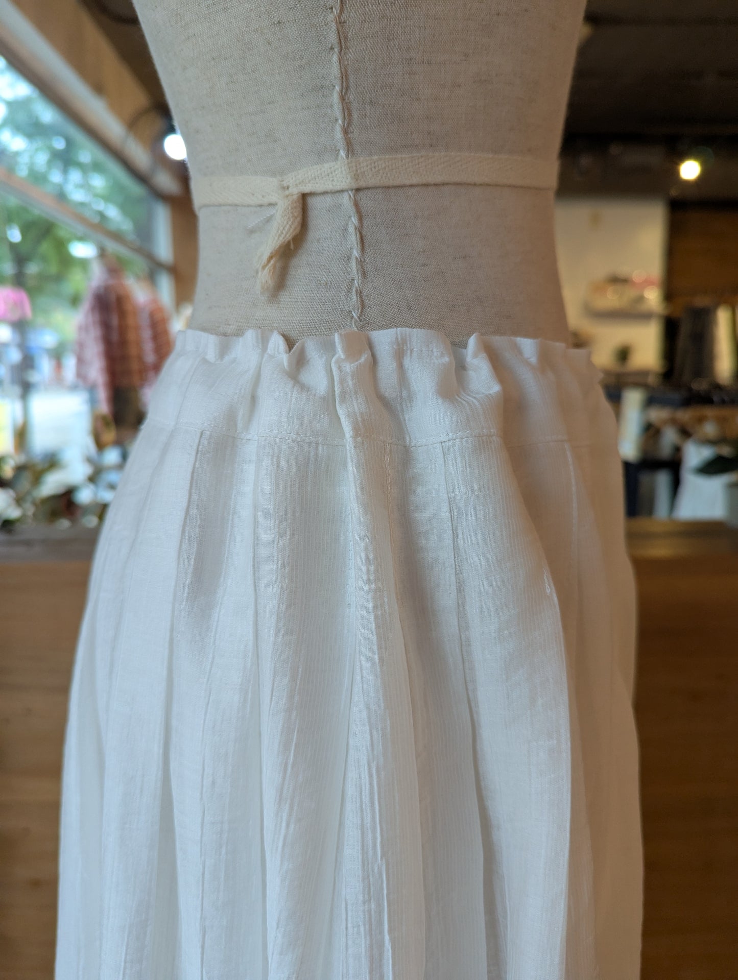 Open Waist Flowy Skirt