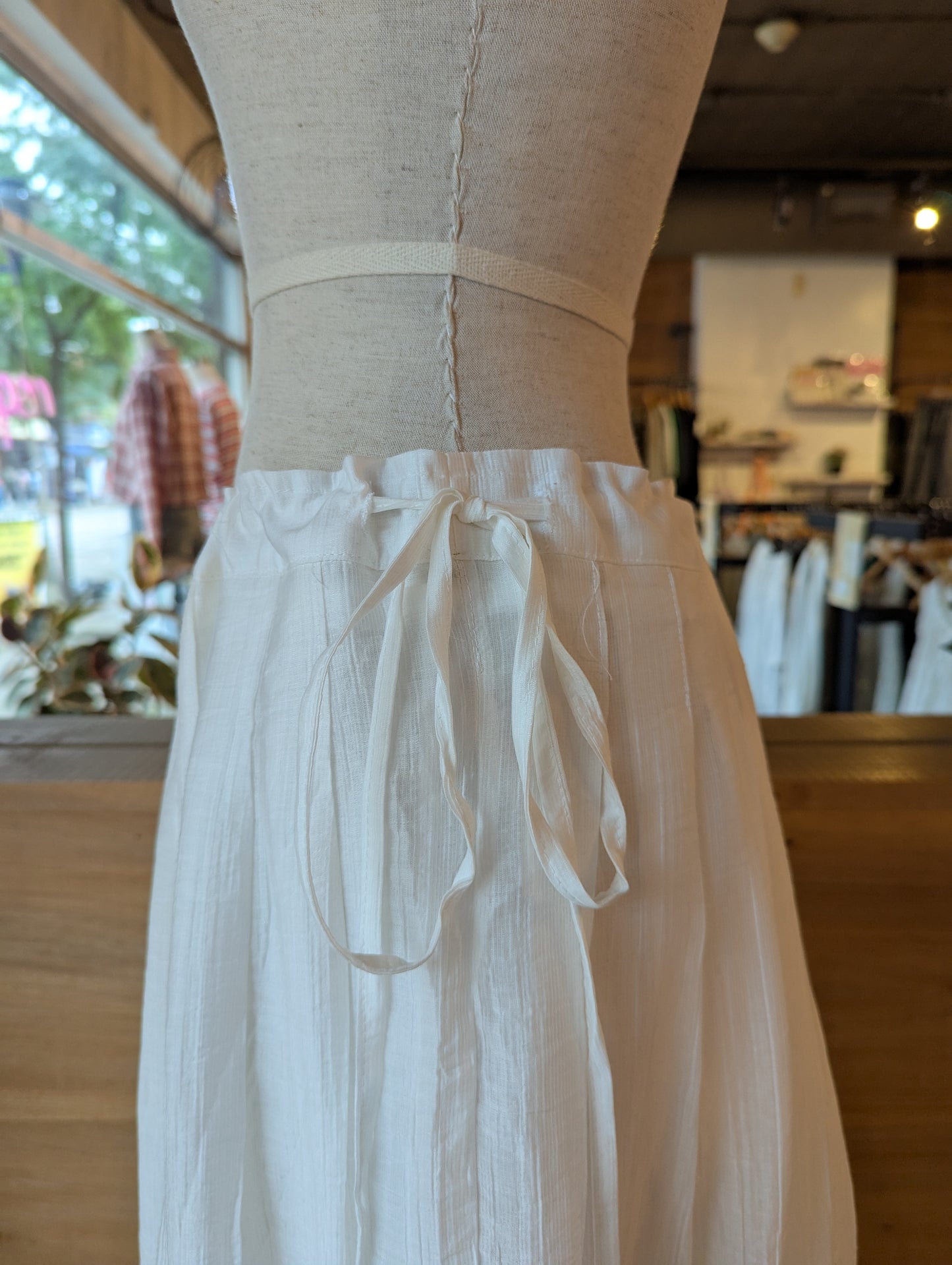 Open Waist Flowy Skirt