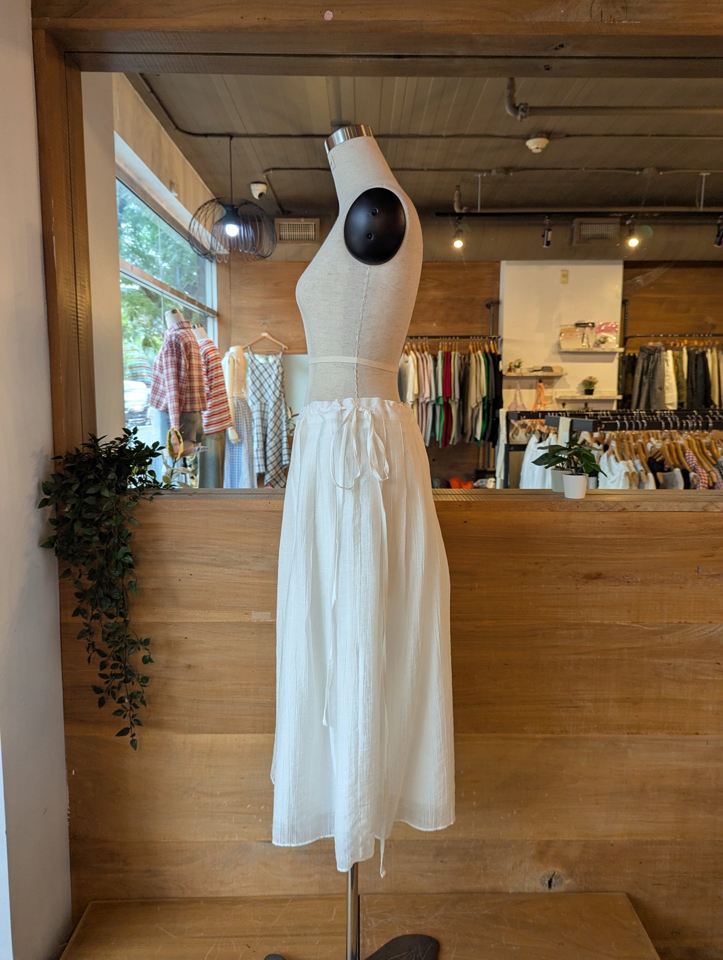 Open Waist Flowy Skirt