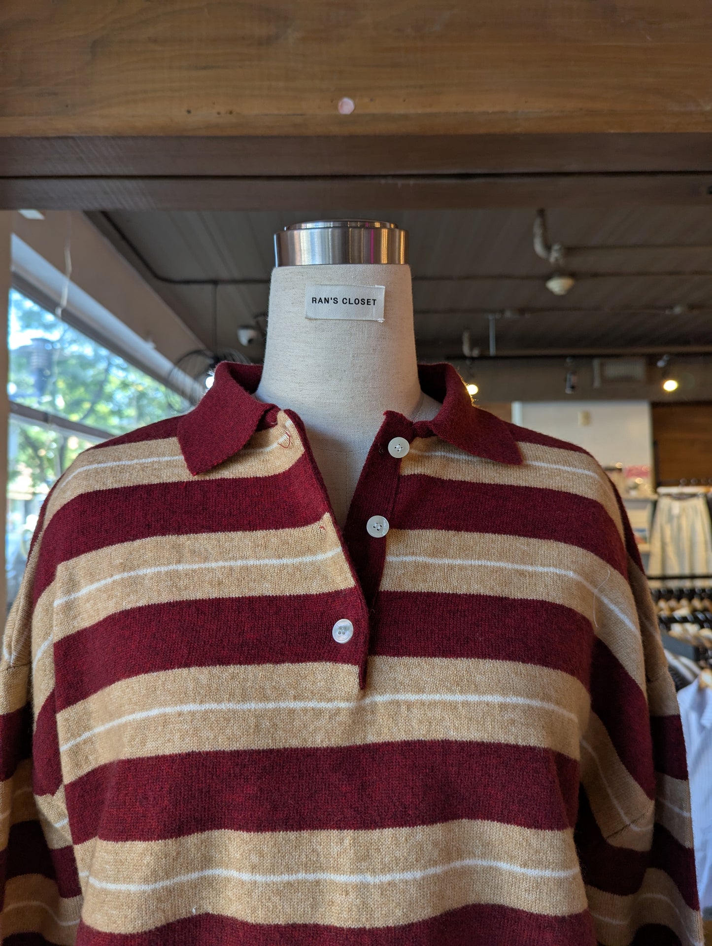 Oversized Henley Swearter