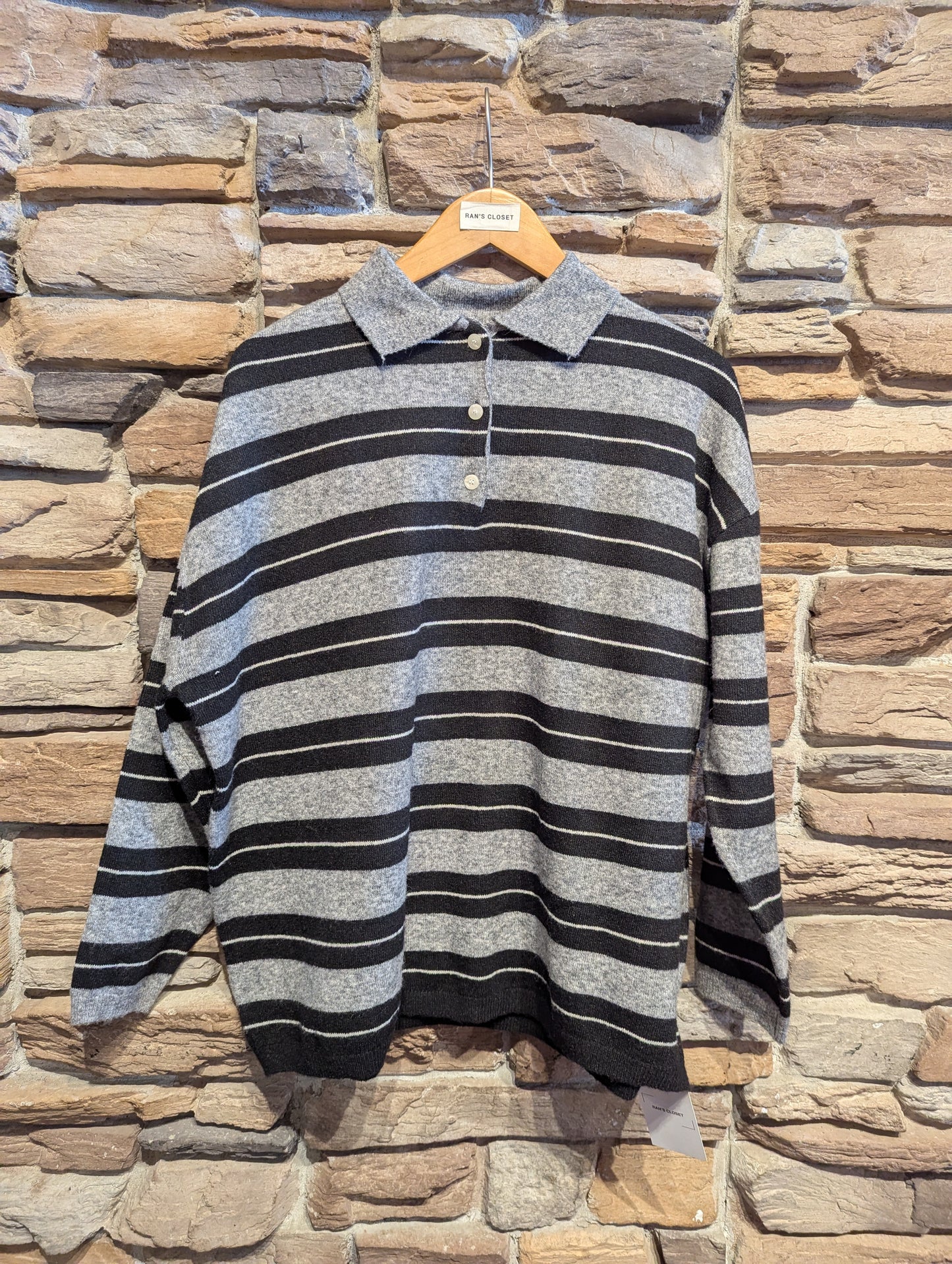 Oversized Henley Swearter