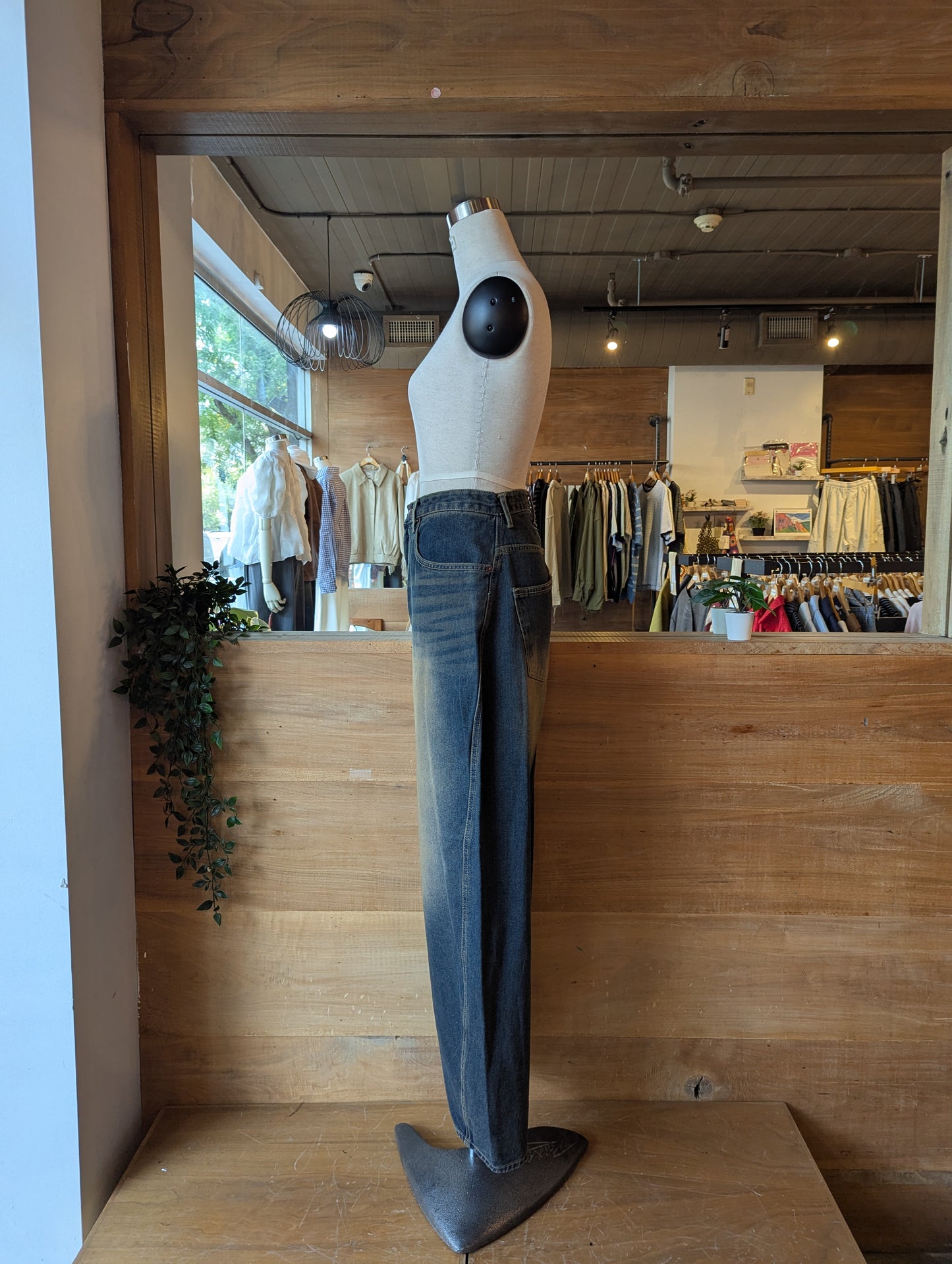 Barrel Fit Jeans