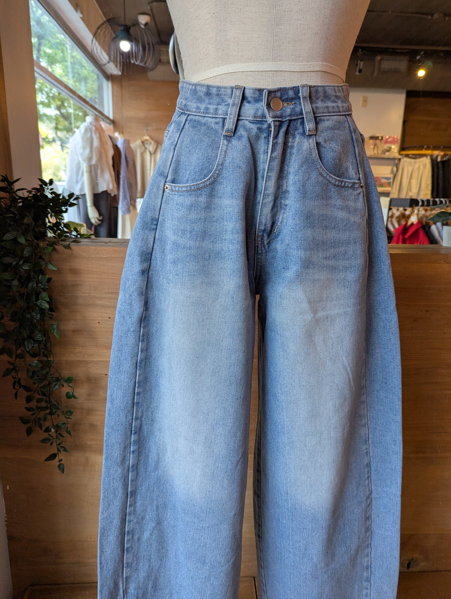 Panel Balloon Jeans