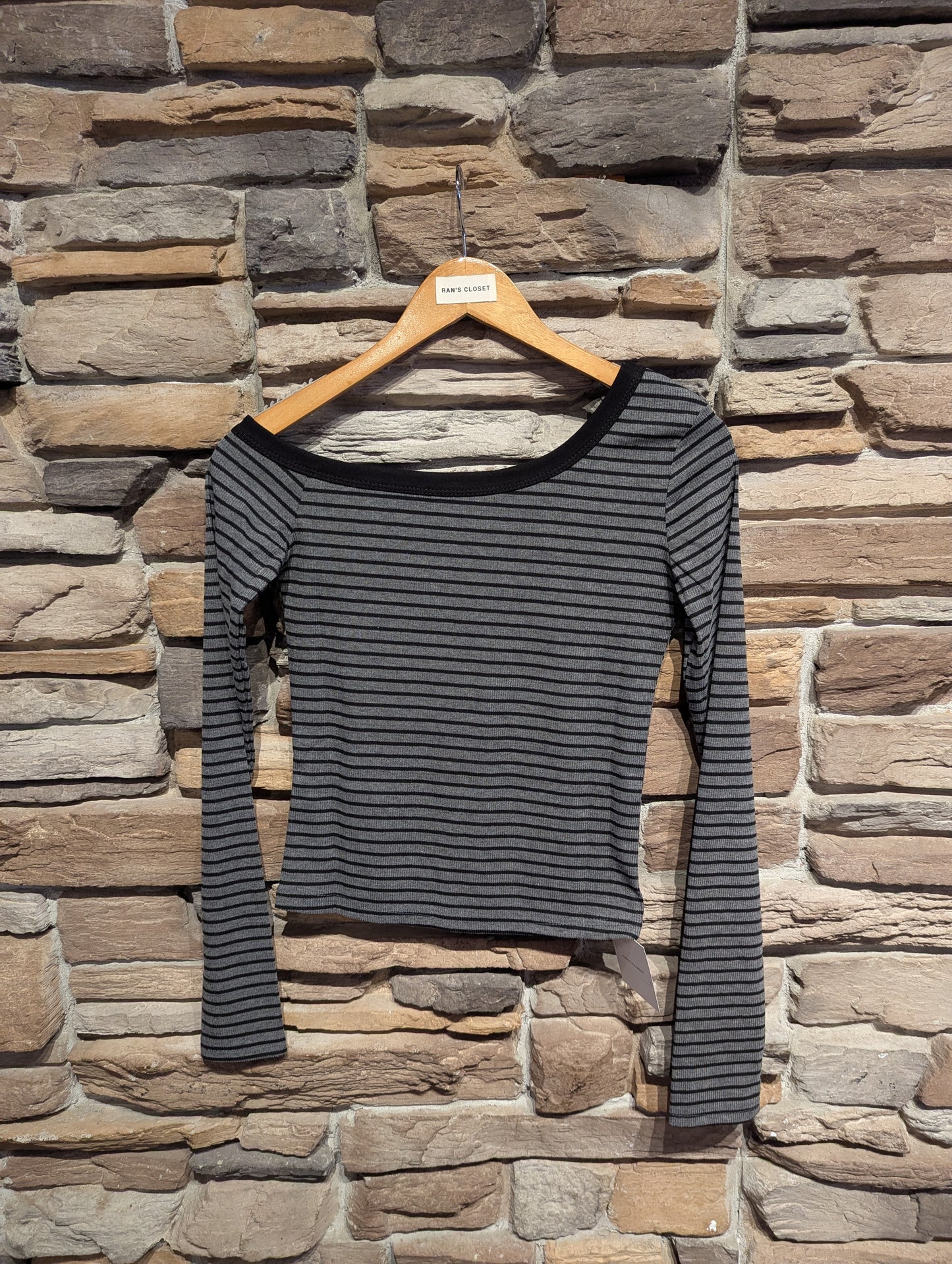 Ribbed One Shoulder Top