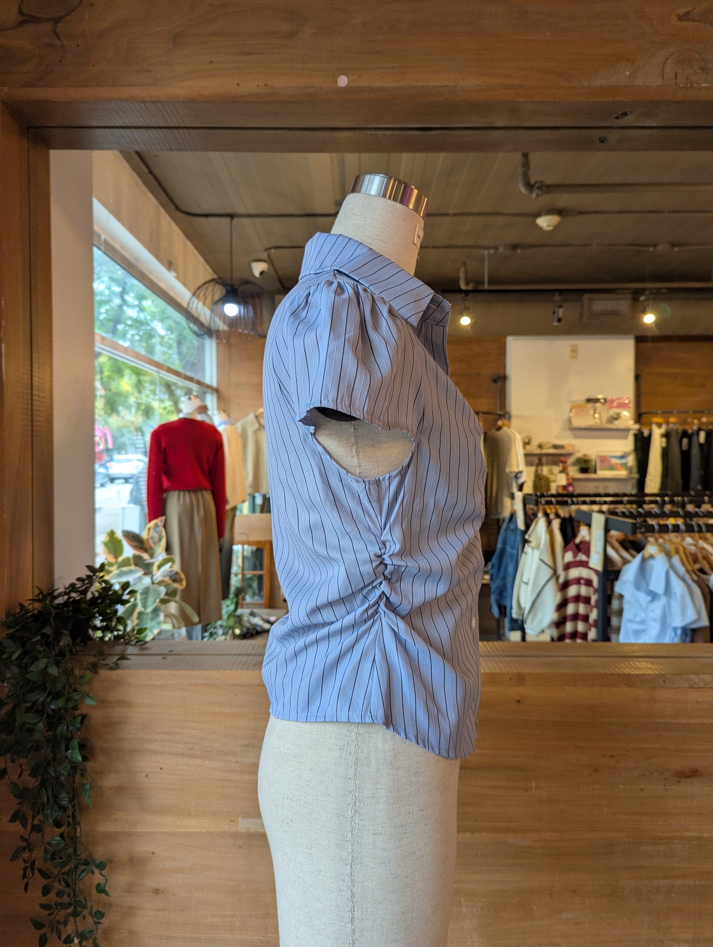 Short Sleeve Stripe Ruched Button Down
