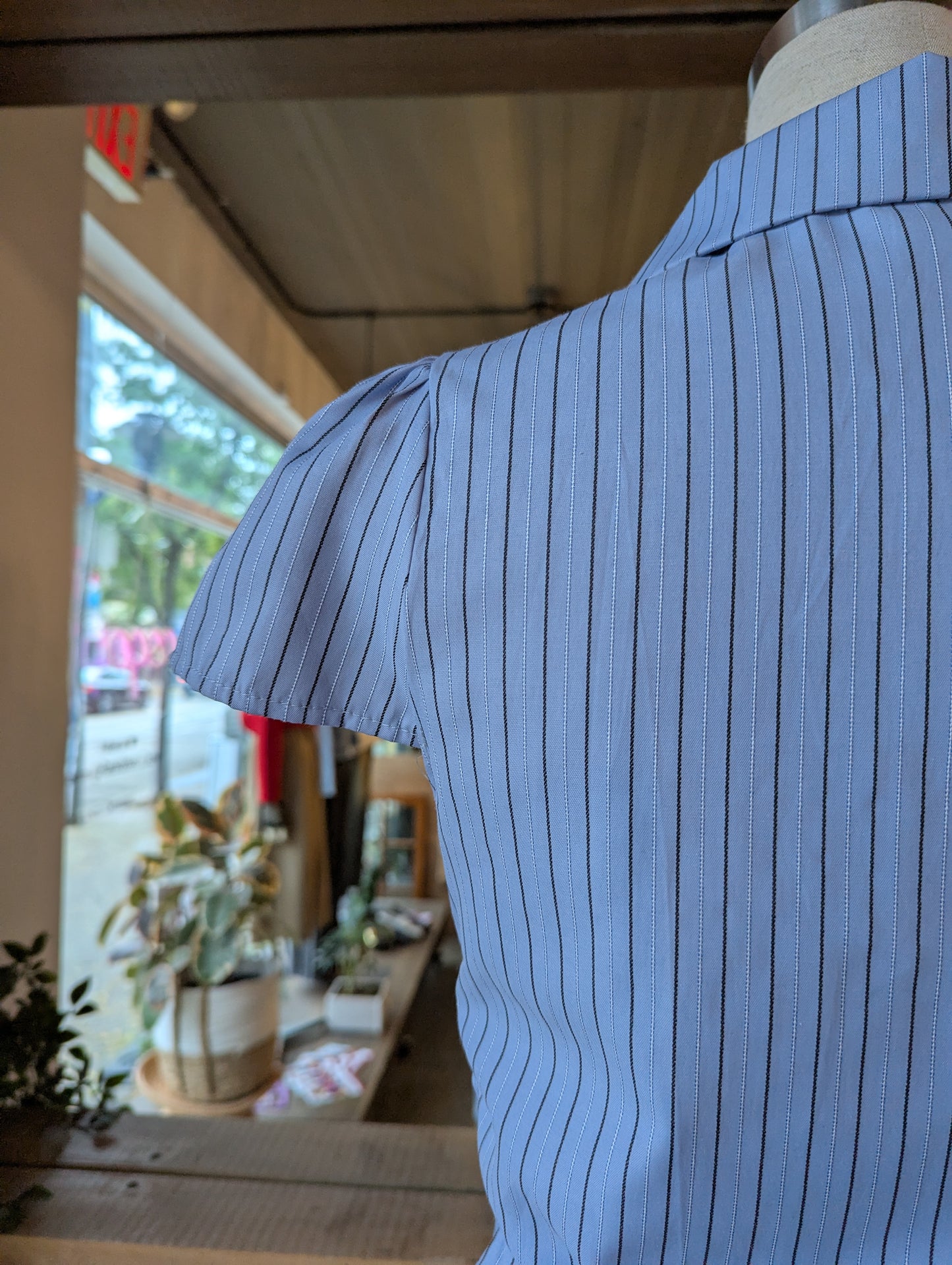 Short Sleeve Stripe Ruched Button Down
