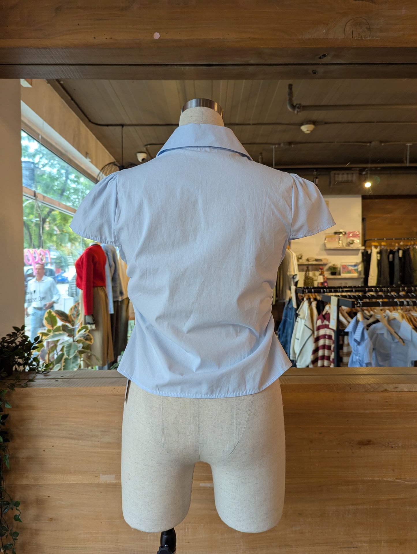 Short Sleeve Ruched Button Down