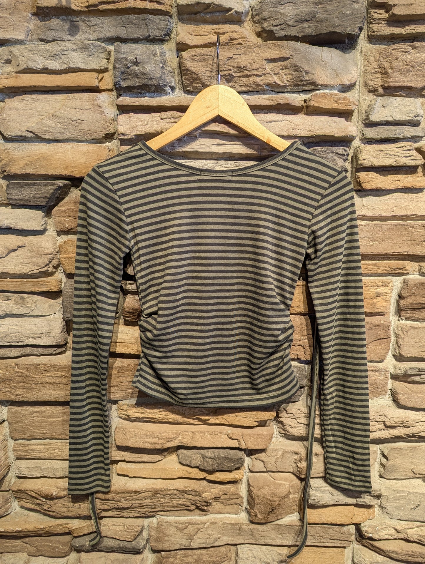 Striped long sleeve with string detail