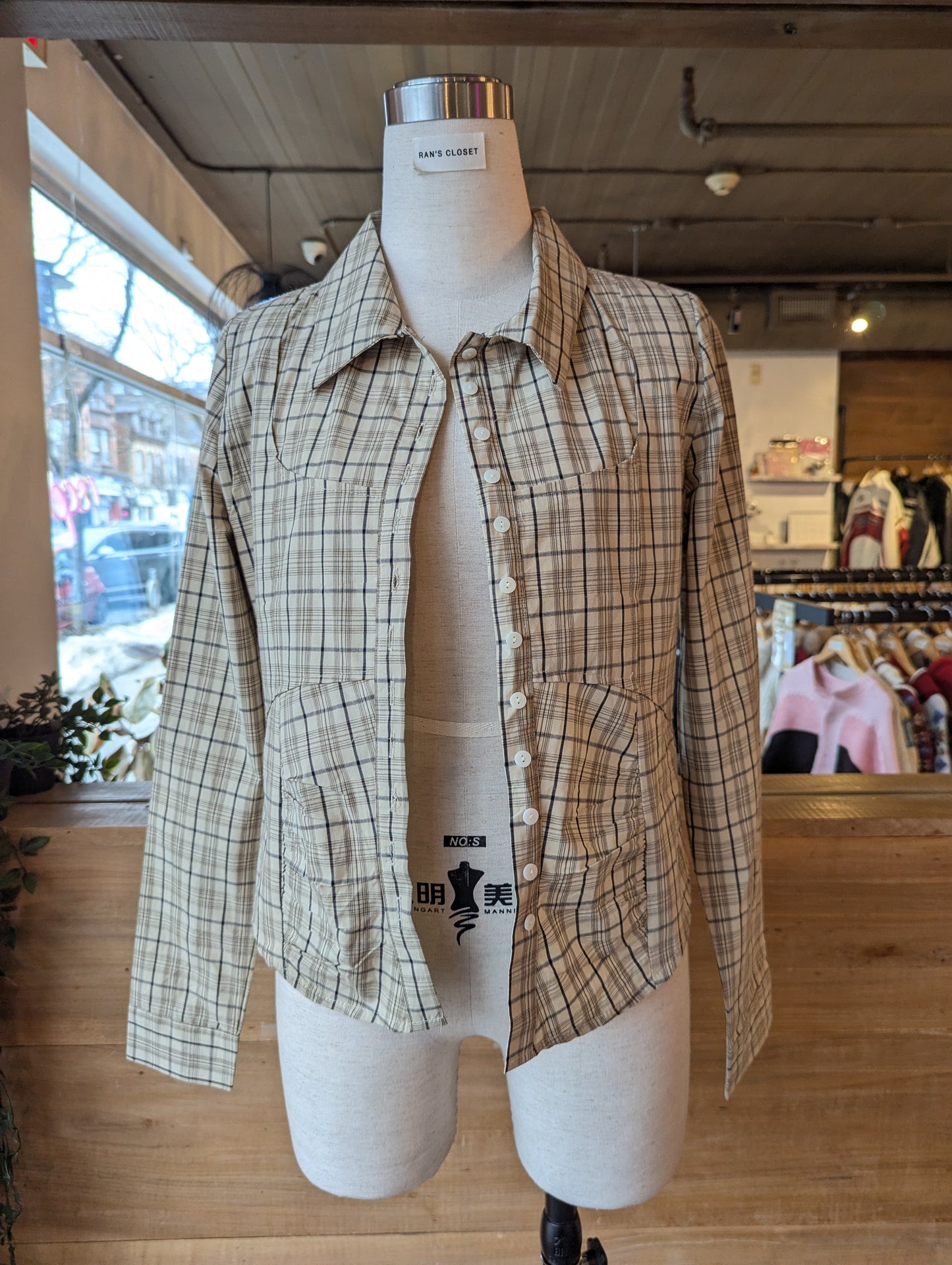 Coreseted Plaid Button Up