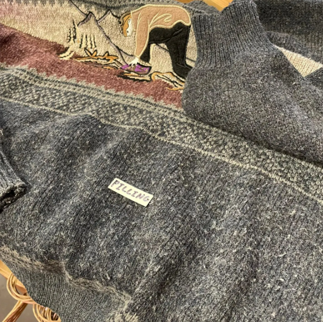 Vintage London Fog Hiking Graphic Wool Blend Sweater