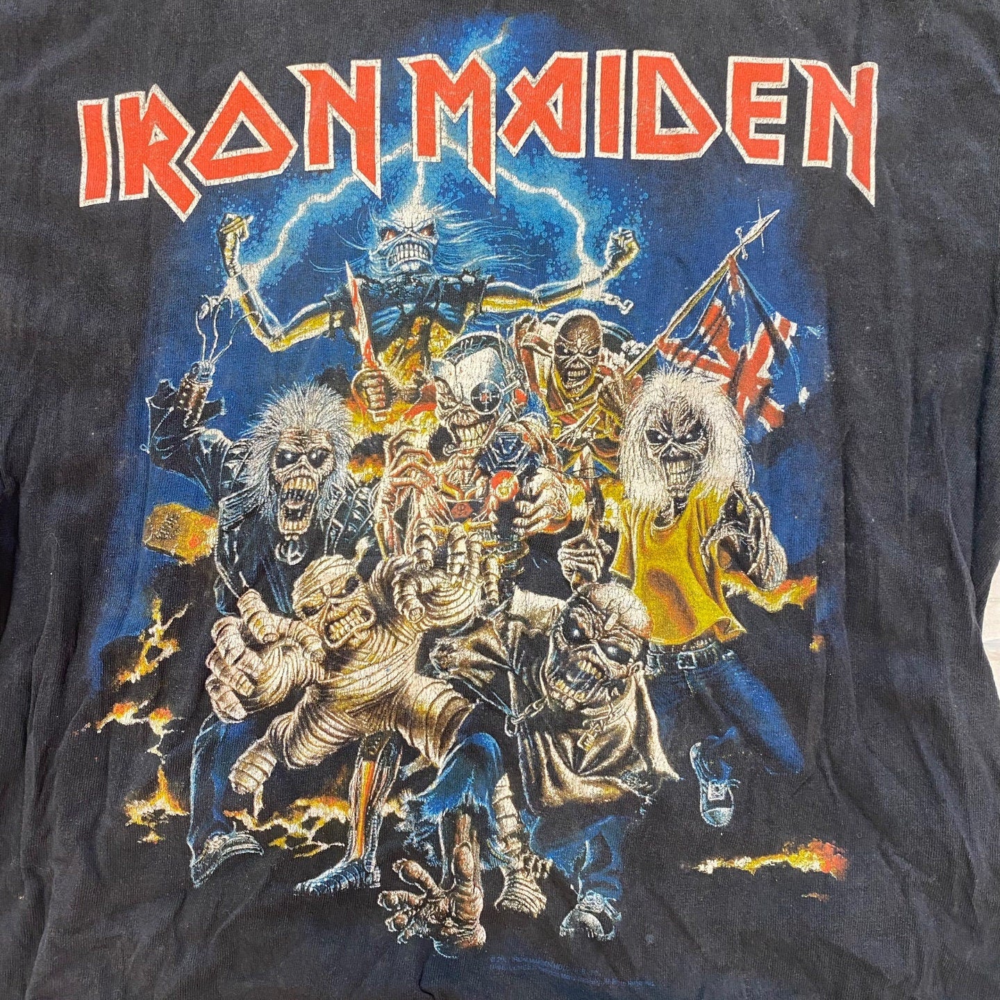 Vintage Iron Maiden Graphic Band T-Shirt | Vintage T-Shirt | Iron Maiden | Band T-Shirt | Rock T-Shirt | Oversized T-Shirt | SKU M-2004 |