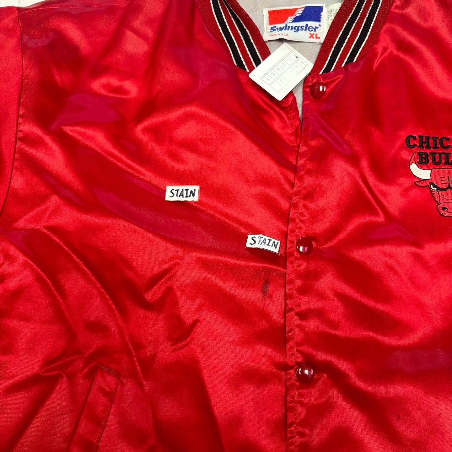Vintage Chicago Bulls Red Satin Bomber Jacket