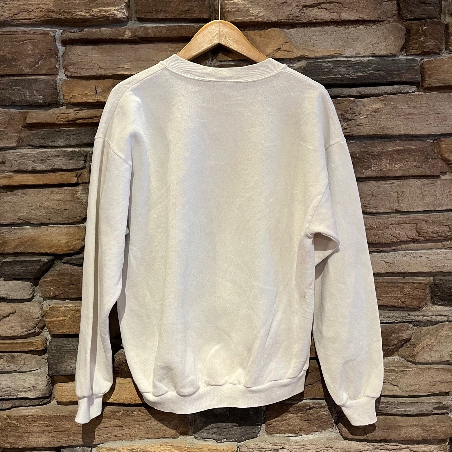 Vintage White Disney Mickey's Toon Town Sweatshirt | Vintage Pullover | Mickey Mouse | Disney Designs | Theme Park | Size XL | SKU: STQ-3289
