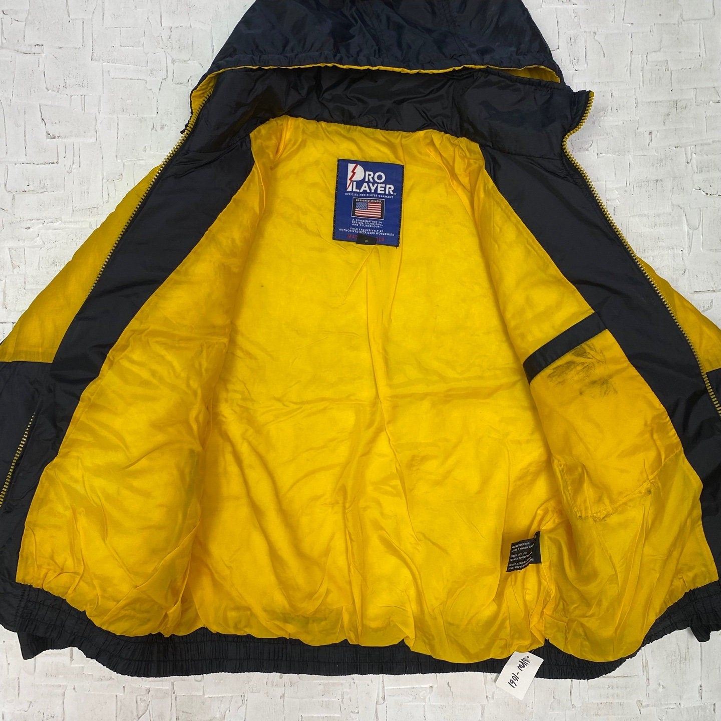 Vintage Pro Player Steelers Puffer Jacket with Hood