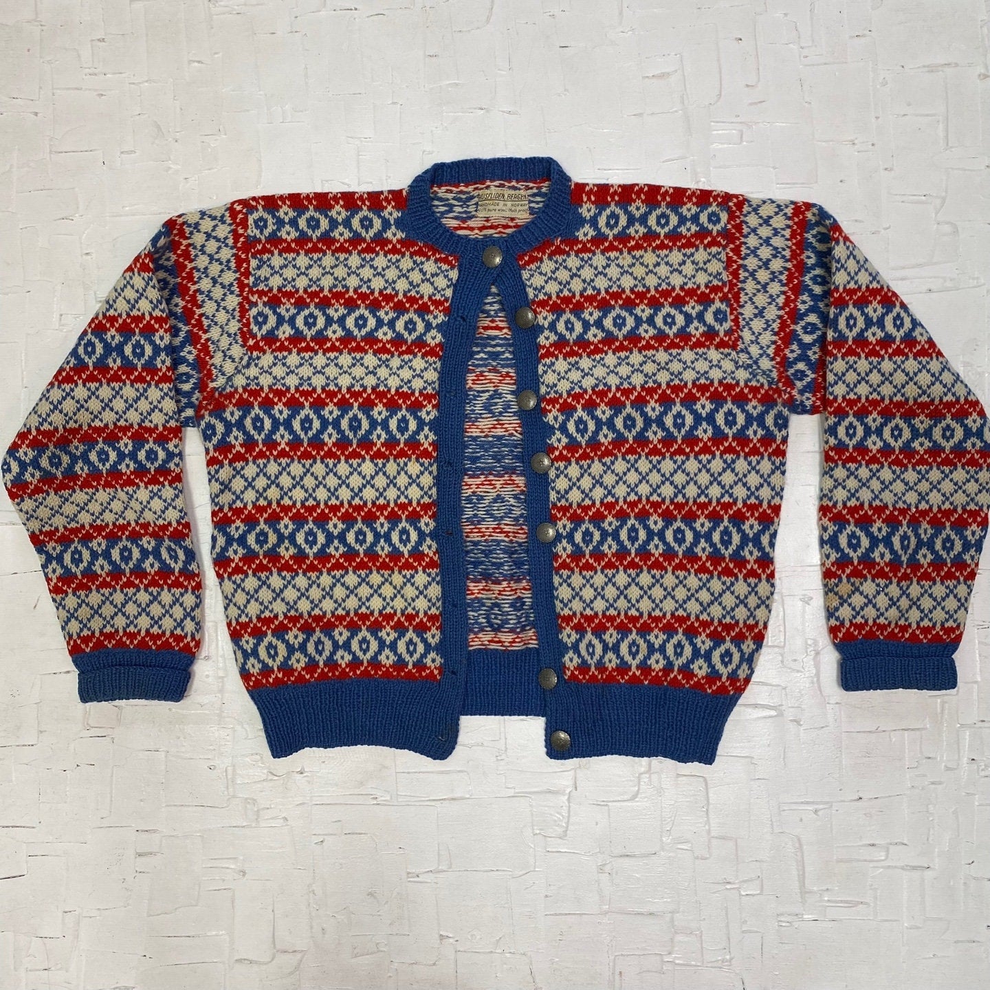 Vintage Husfliden Bergen Norwegian Red, Blue and White Wool Knit