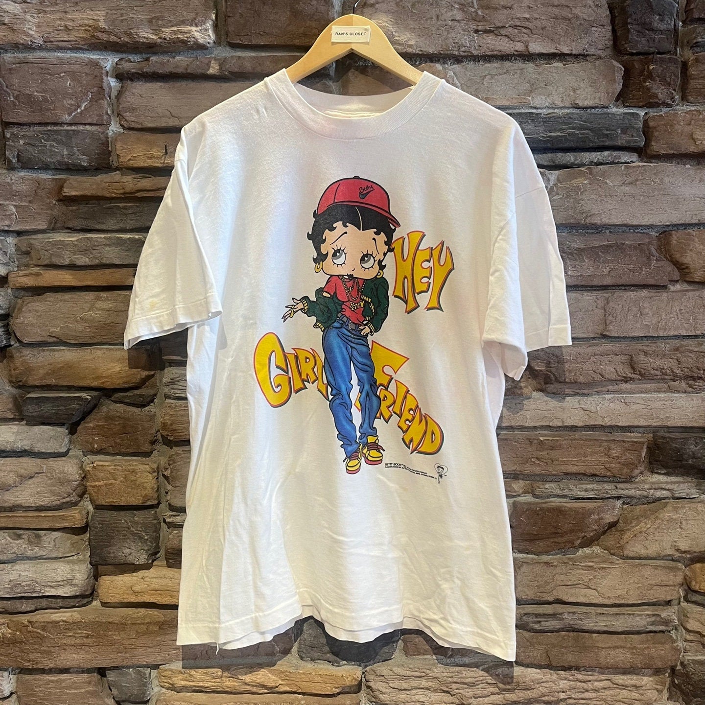 VINTAGE 2024 BETTY BOOP T SHIRT