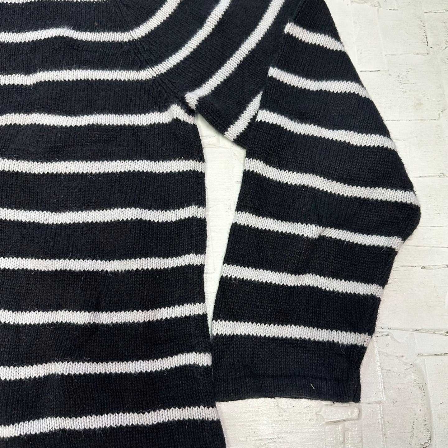 Sag Harbor Black and White Thick Striped Sweater with Lighthouse Embroidery | Knit Sweater | Lighthouse Sweater | Size XL | SKU M-3127 |