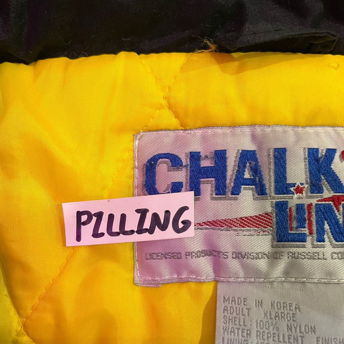 Vintage Nhl Pittsburg Penguins Hockey Ski Jacket | Vintage Winter Jacket | Chalk Line | Black and Yellow | Men's Size XL | SKU: STQ-3321
