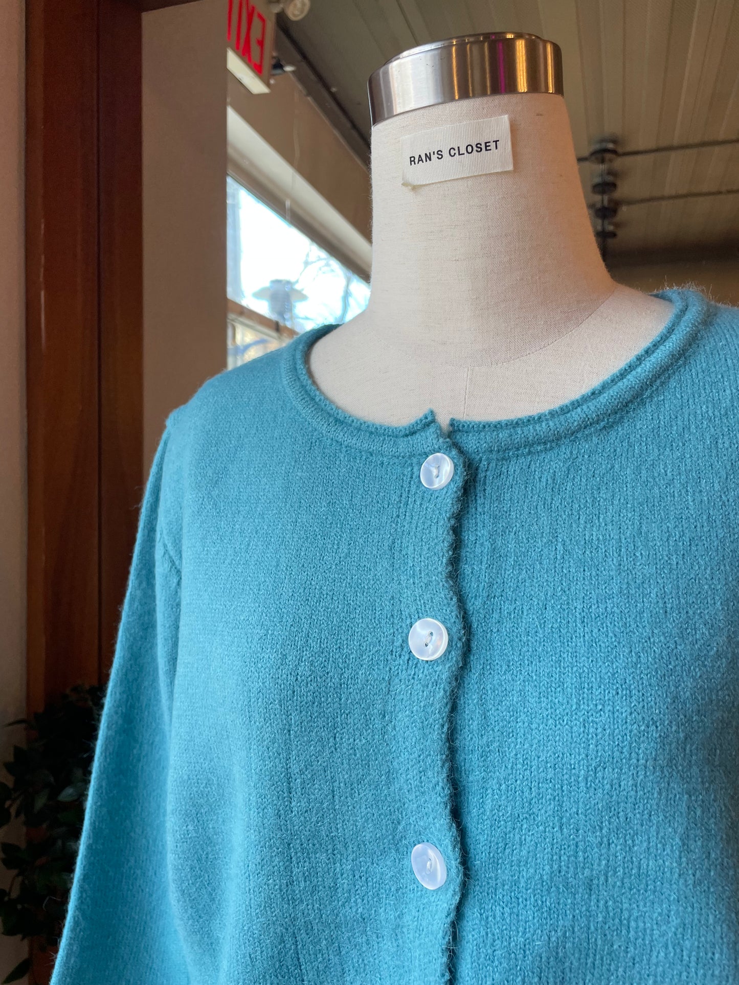 Boxy Scoop neck Cardigan