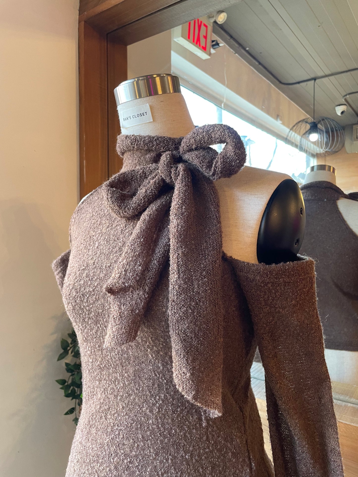 Cut out Shoulder Top with Neck Tie