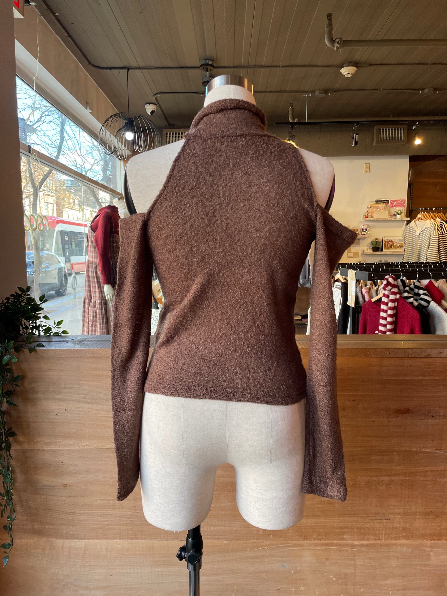 Cut out Shoulder Top with Neck Tie