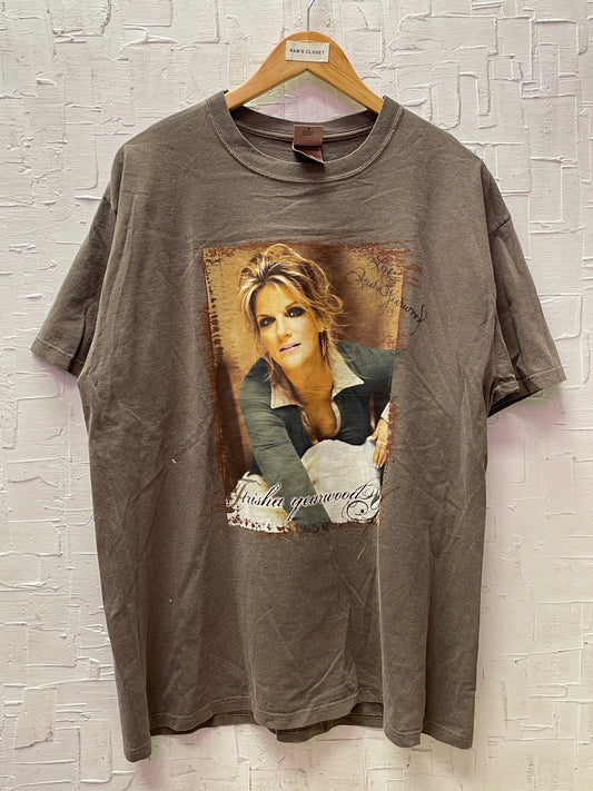 Vintage Signed Trisha Yearwood T-Shirt