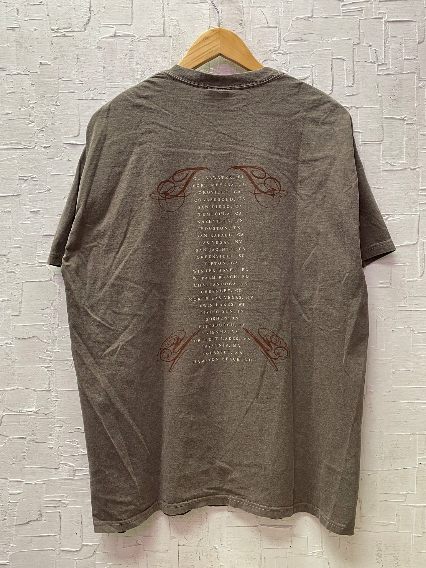 Vintage Signed Trisha Yearwood T-Shirt