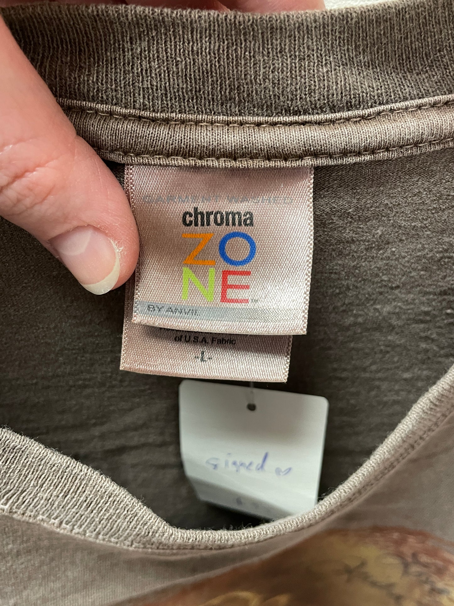 Vintage Signed Trisha Yearwood T-Shirt