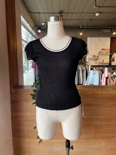 Mesh Trim staple Tee