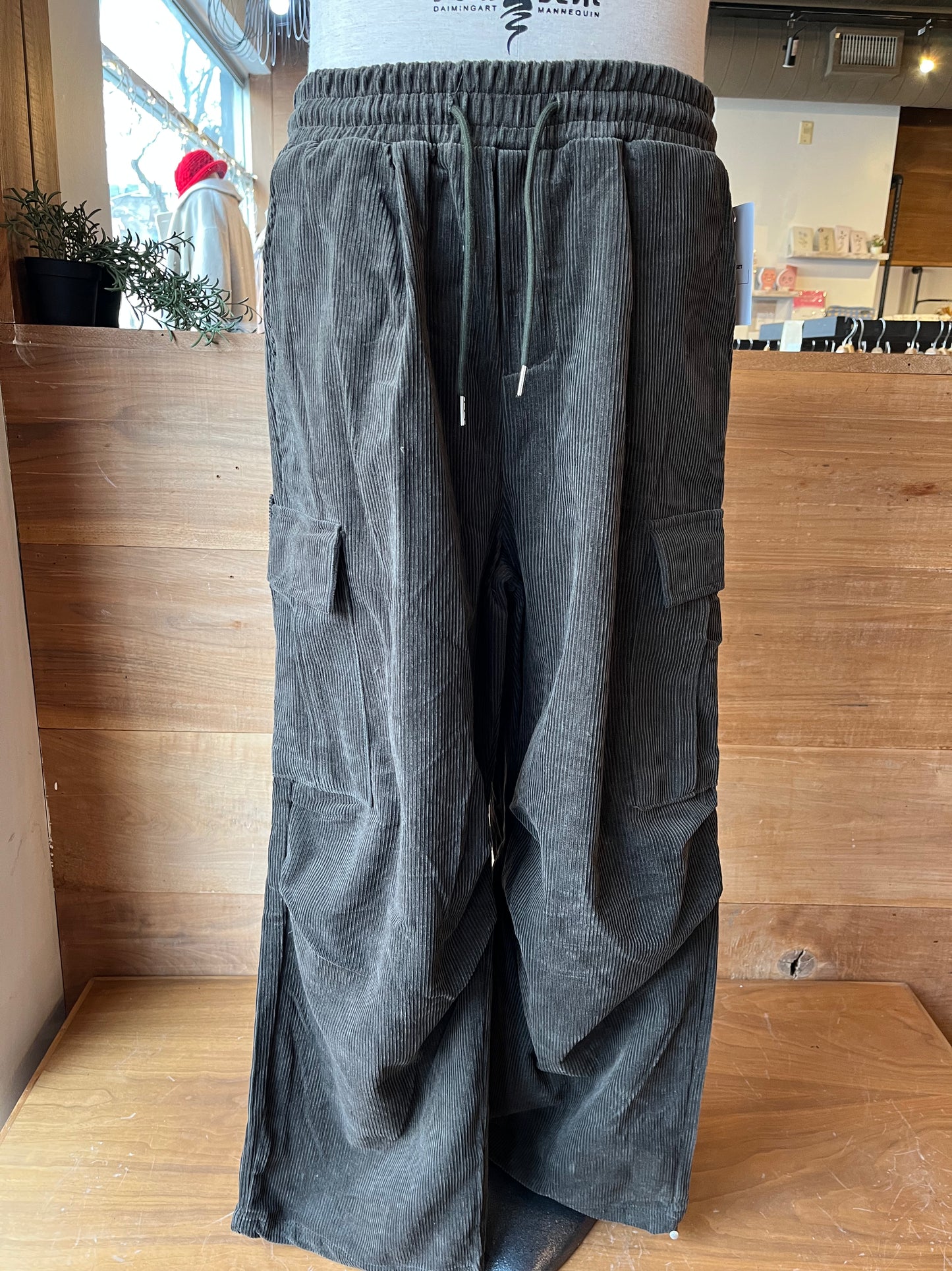 Men's Corduroy Cargo Pants