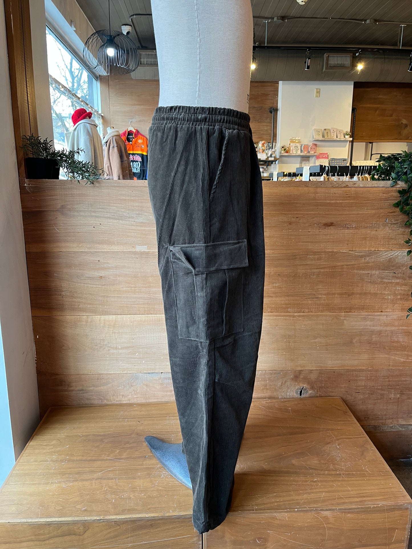 Men's Corduroy Cargo Pants